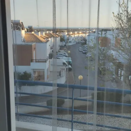 Em Tavira Habitación en casa particular
